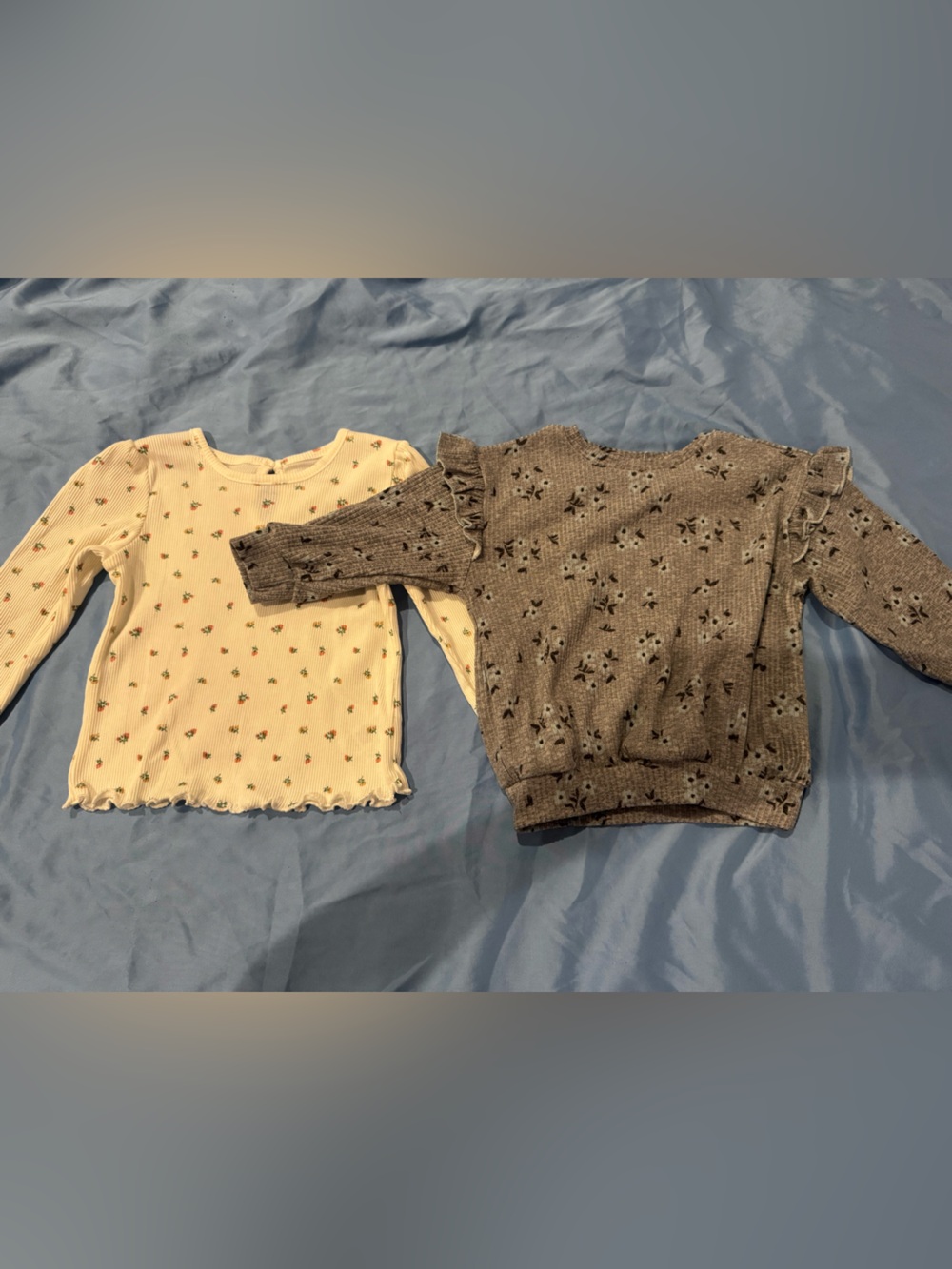 24 MONTH TODDLER GIRL BUNDLE OF CLOTHING - Picture 4 of 7